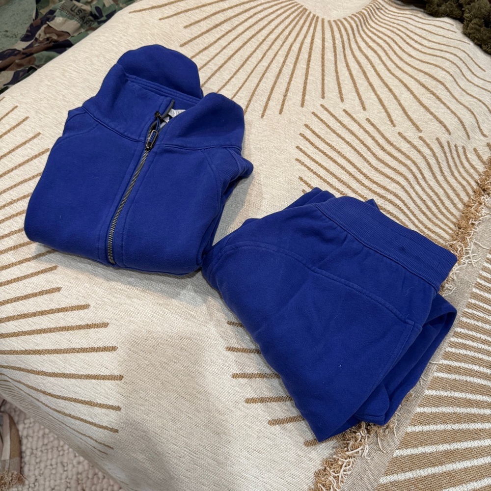 Lululemon Athletica psychic blue half zip scuba sweater and sweatpants set